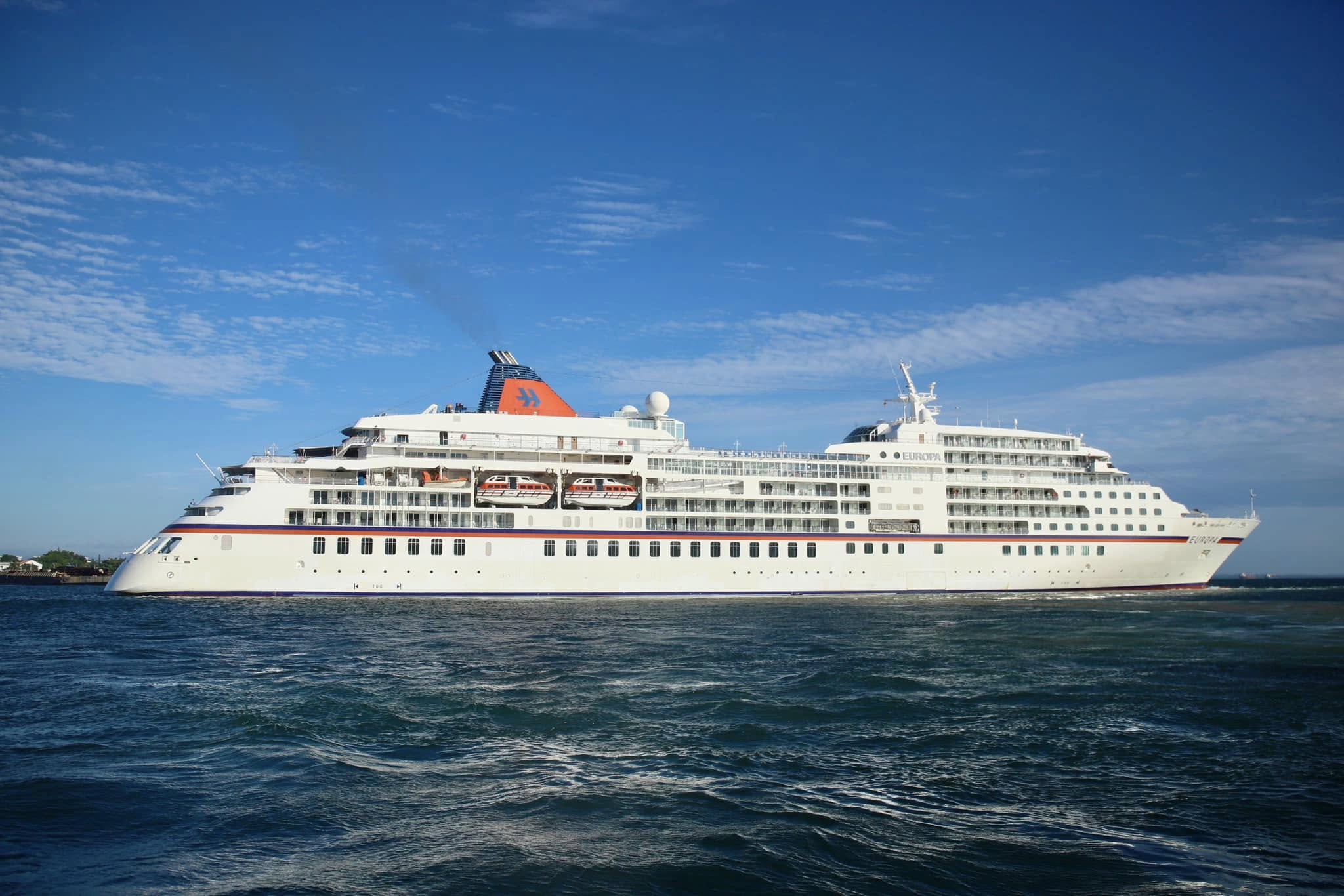 MS EUROPA au port de Toamasina